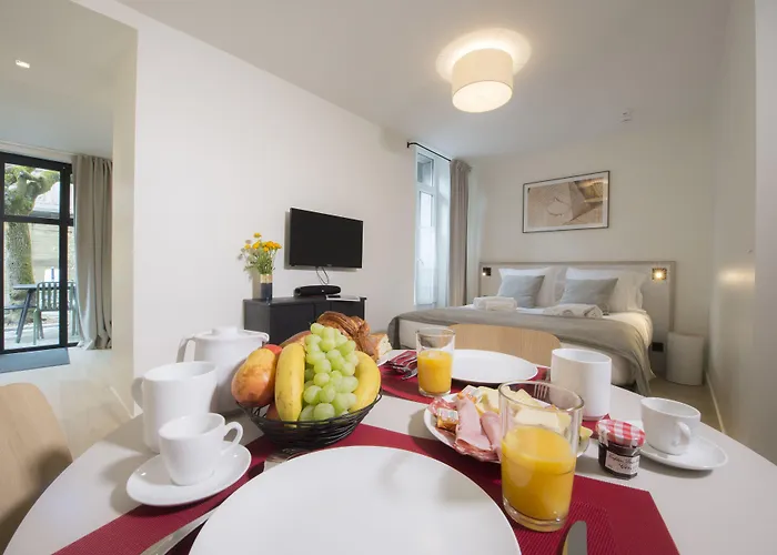 Le Genepy - De Charme